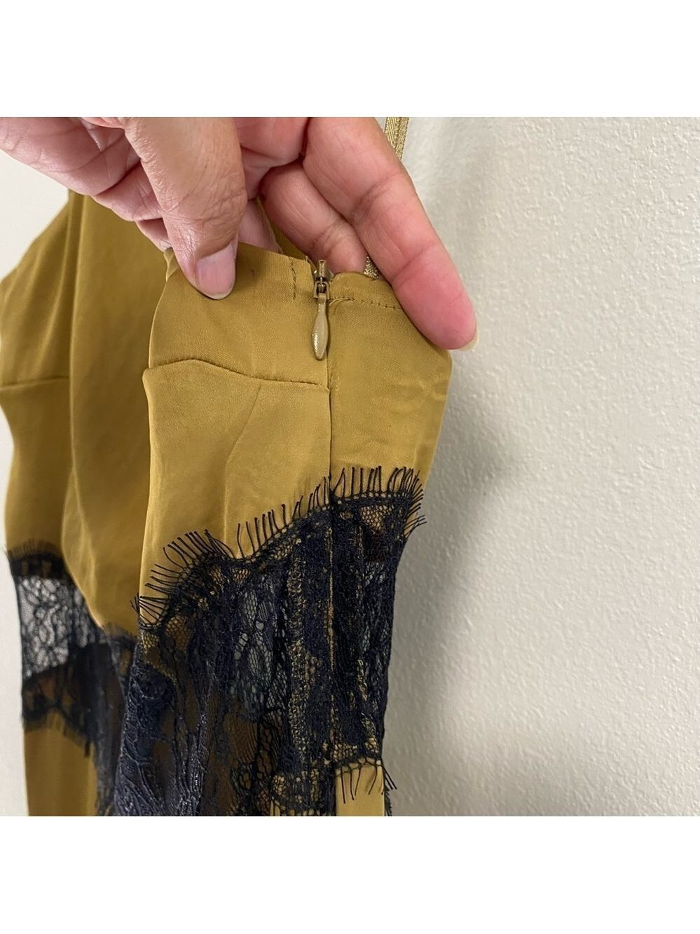Zara Slip Dress Women’s Size XS Green Yellow black lace detail MIDI NWT - Picture 8 of 15
